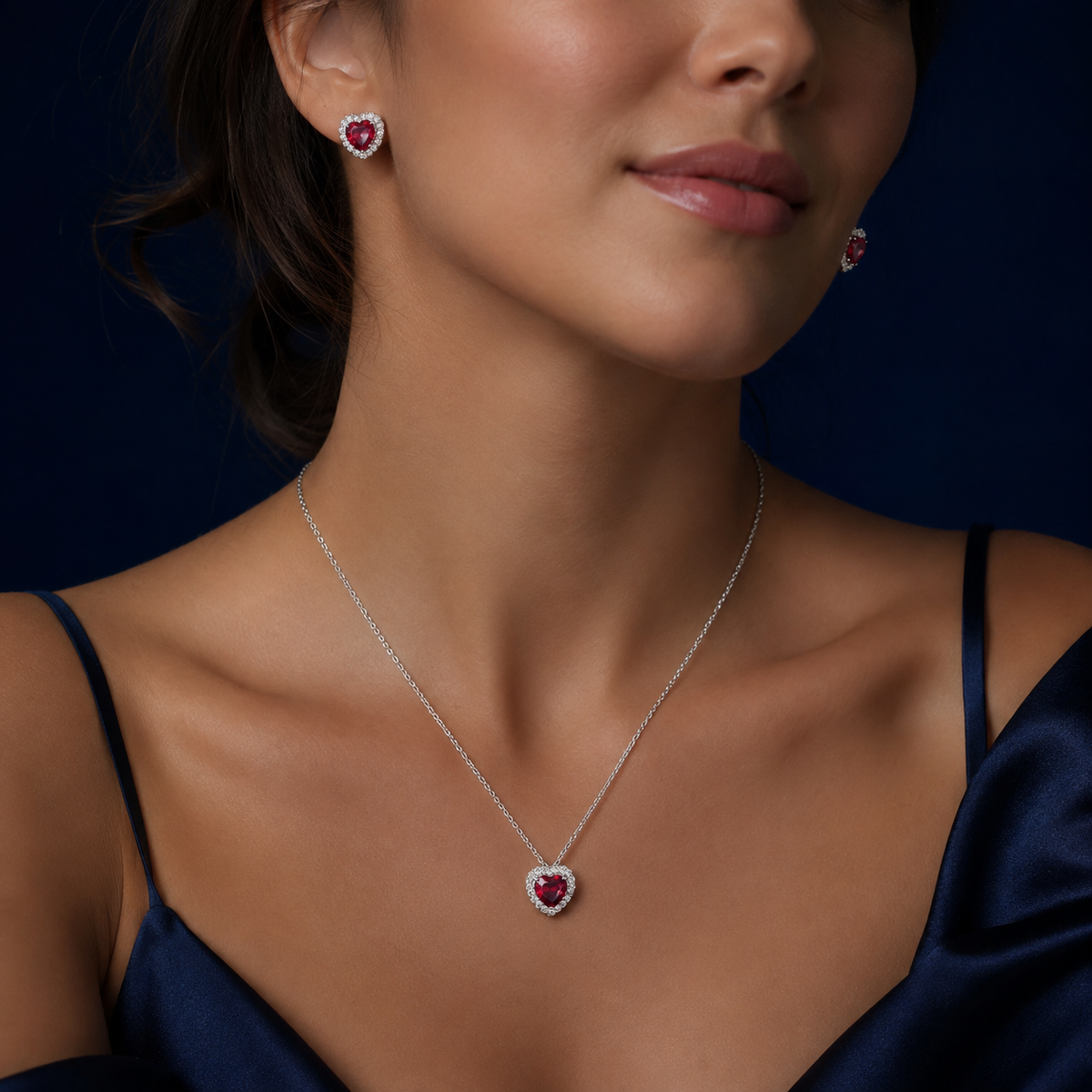 Ensemble collier et boucles cœur rouge argenté
