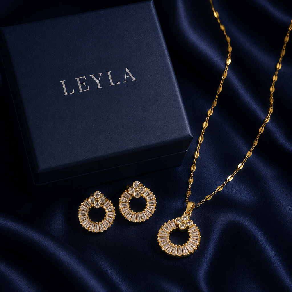 Ensemble collier et boucles cercle serti doré
