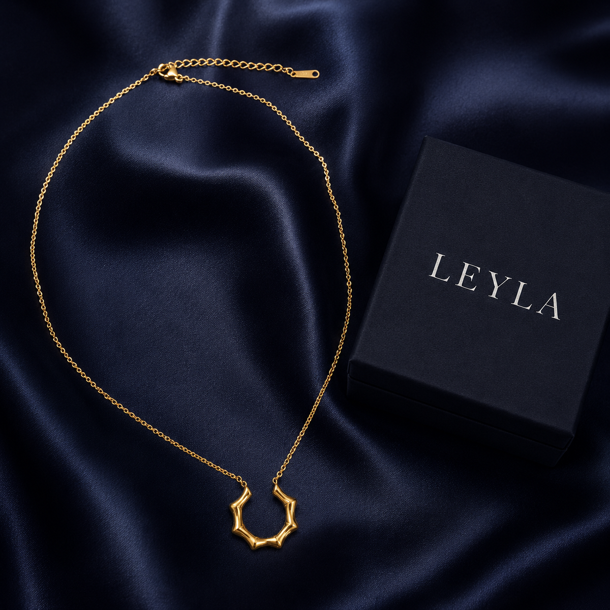 Collier anneau soleil doré