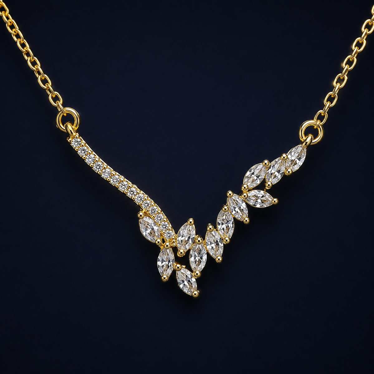 Collier V épi serti doré