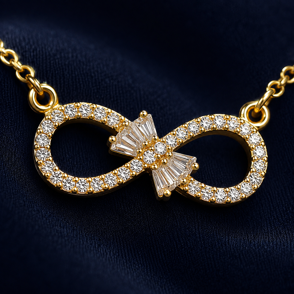 Collier infini pierres blanches doré