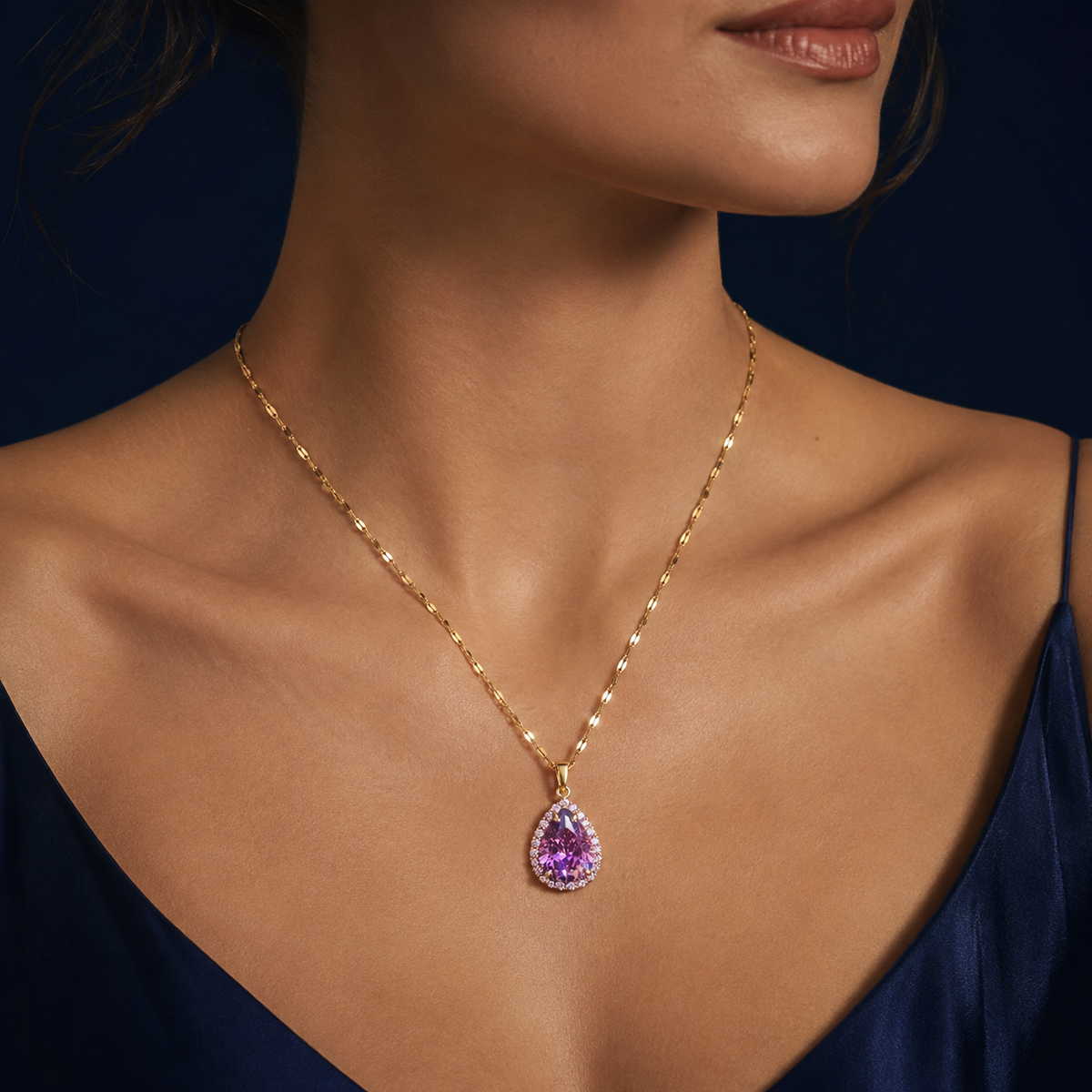 Collier goutte violette doré