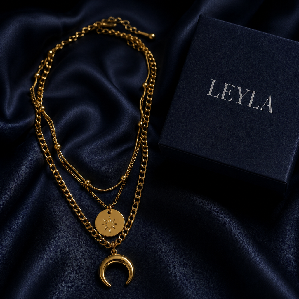 Collier multirangs lune et étoile doré