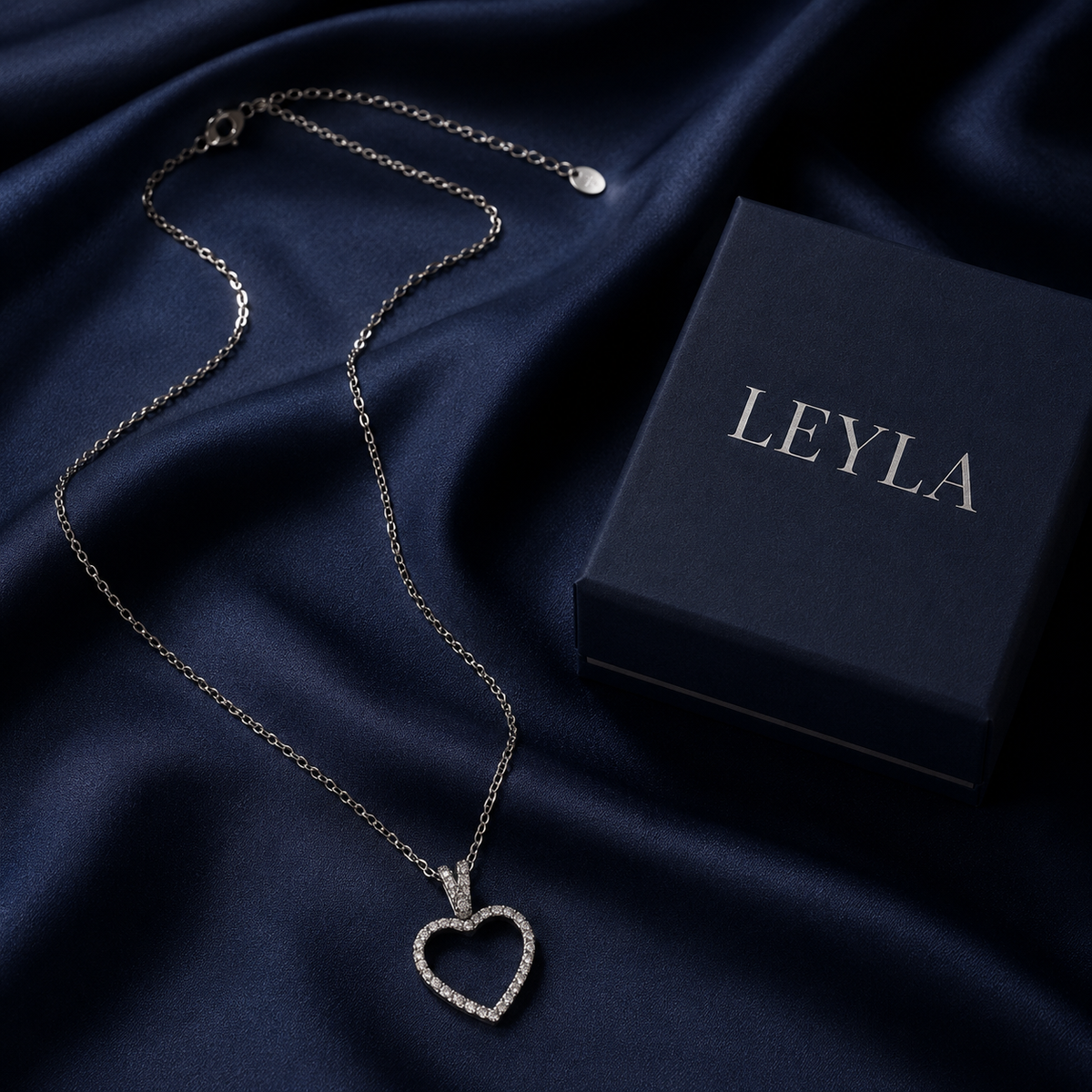 Collier cœur serti argenté