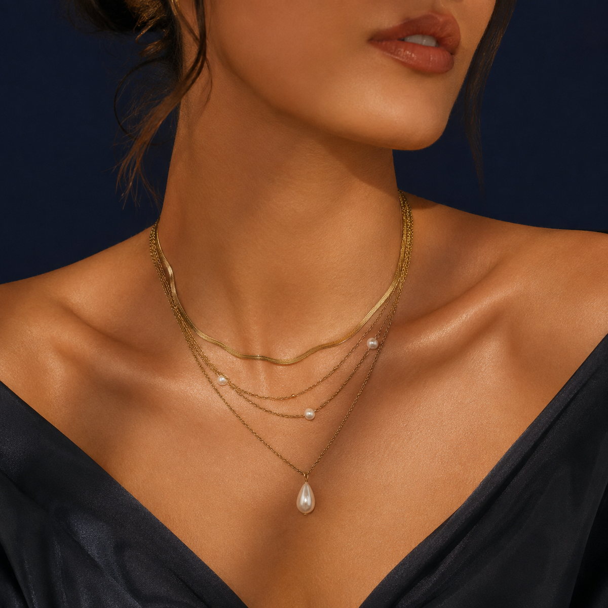 Collier multirangs perles doré