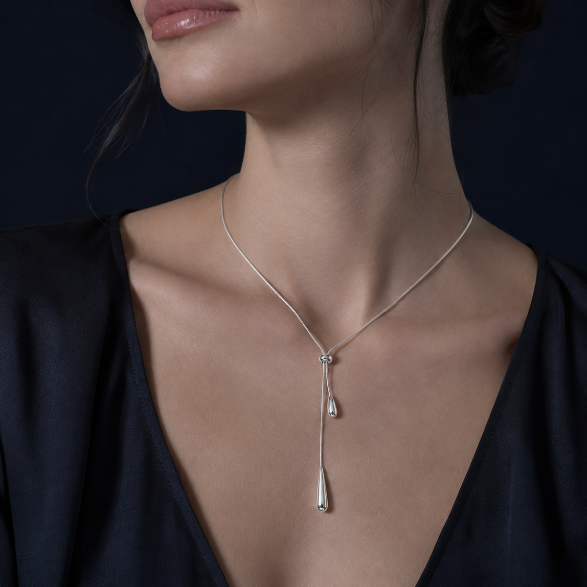 Collier lariat gouttes argenté